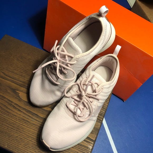 Nike light pink rose gold size 8 Dualtone racer - Picture 5 of 5